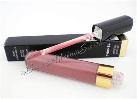 chanel lipstick giggle